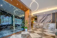 奔馳時尚酒店（柳江廣場濱河體育公園店）