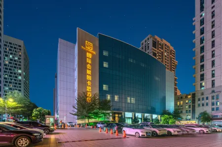 International Exhibition and Convention Tocasi Hotel (Swatow Suning Plaza Mixc City Store) Отели рядом с достопримечательностью «Shantou Polytechnic»