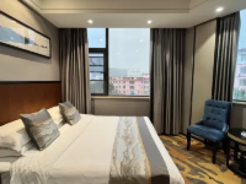 Jinlianshan Hotel Hotels in Dayu