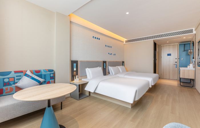 Home Inn · neo (Putian Xiuyi Wanda Plaza Store)