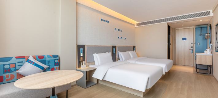 Home Inn · neo (Putian Xiuyi Wanda Plaza Store) Hotéis em Putian