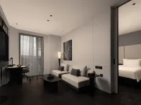 Atour Hotel (Guangfulin Road, Shanghai Songjiang Impression City) Hotels near Sheshan