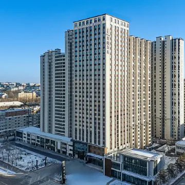 Lavande Hotel (Harbin West Station Heilongjiang University Metro Station Branch) Отели рядом с достопримечательностью «Heilongjiang University Gymnasium»