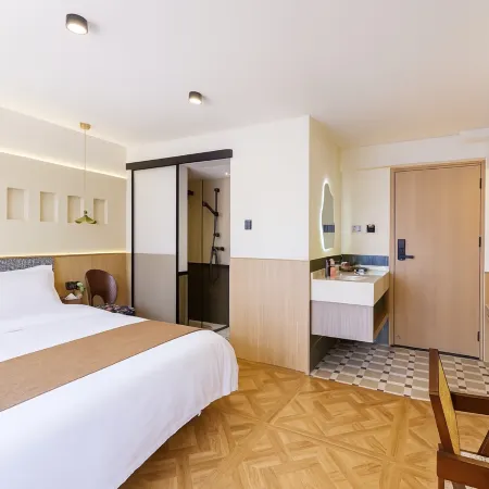 Xucheng •Shili Guesthouse Отели рядом с достопримечательностью «Парк Донху»