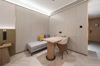 Starway Hotel (Xinyang Shangcheng Culture Square Branch)