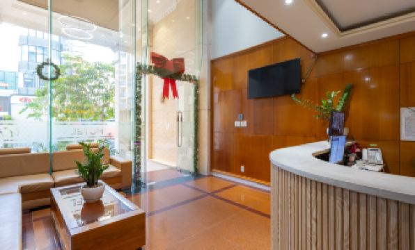 Bin Bin Hotel 10 - Mimosa Near Tan Son Nhat Airport