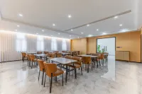 Yun Duo Smart Hotel (Jia Yu Avenue Smart Agricultural Expo City Branch)
