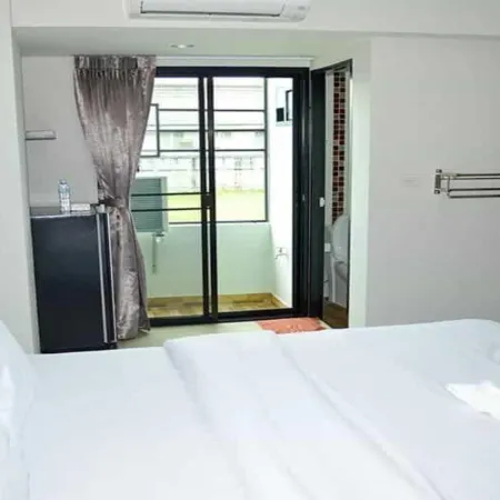 Soi 4 Service Residence