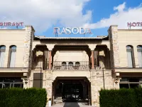 RASODA酒店和餐廳 鄰近Uzexpocentre的酒店