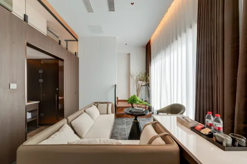 Floral Hotel · Xiangwang Bieyuan Homestay (Wuwei Pedestrian Street Temple of Literature Scenic Area)