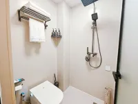 Kaifeng Yunshuli Homestay (Jinming Square Bianliang Xiaosong City) - Flughafentransfer