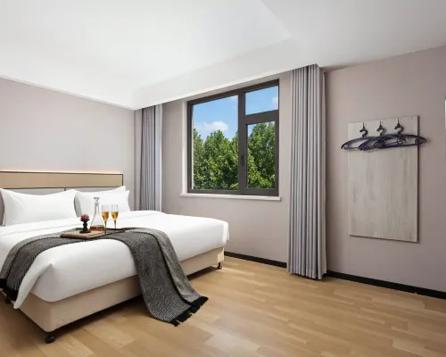 Yier Holiday Hotel (Langfang Municipal Government Branch) Hotels in Langfang