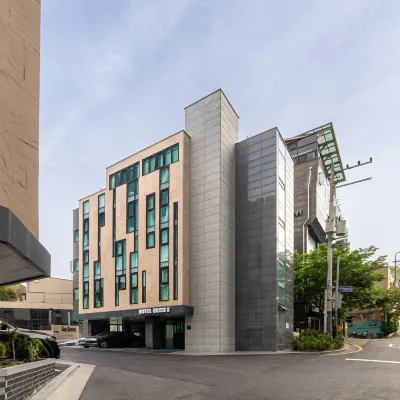 HOTEL BLISS Myeongdong コスモジンツアー周辺のホテル