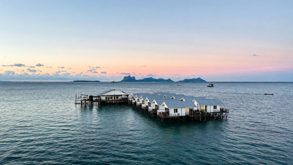 WB Shun Shun Water Bungalows