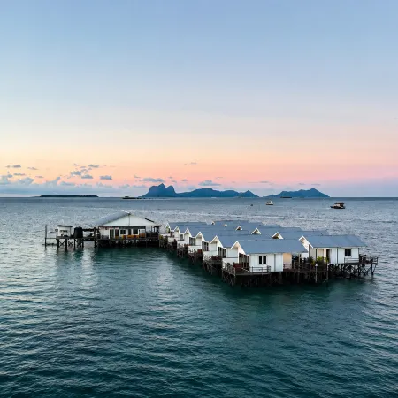 WB Shun Shun Water Bungalows