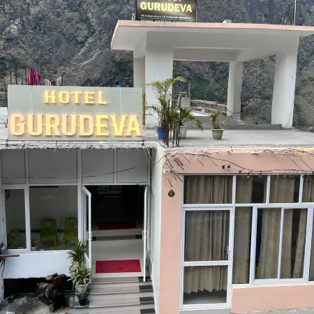 Hotel Gurudeva Отели в г. Чамоли