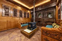 Lanxi Muxue Smart Cinematic Boutique Stay (Shangri-La Dukezong Ancient Town Branch) - 絶景