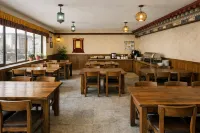 Puxin Fuyang · Scenic Homestay (Lhasa Potala Palace Barkhor Street)
