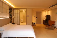 Haoqichu Artist Homestay - 2-Star