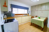 Nature Lovers: Snowy Cottage Escape! Book Direct - 4-Star