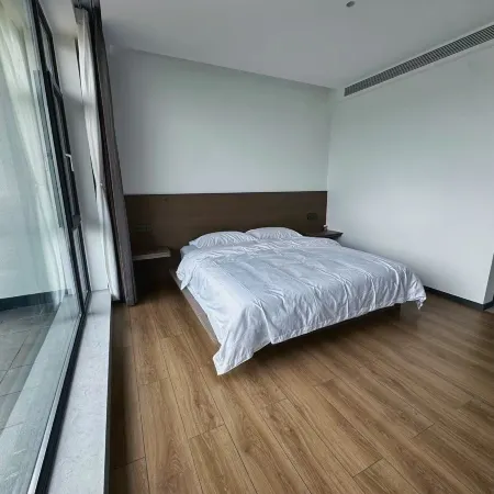 Shi Wai Tao Yuan Hotel