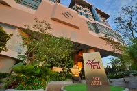 Siam Mandarina Hotel - Free BKK Airport Shuttle - Romantic
