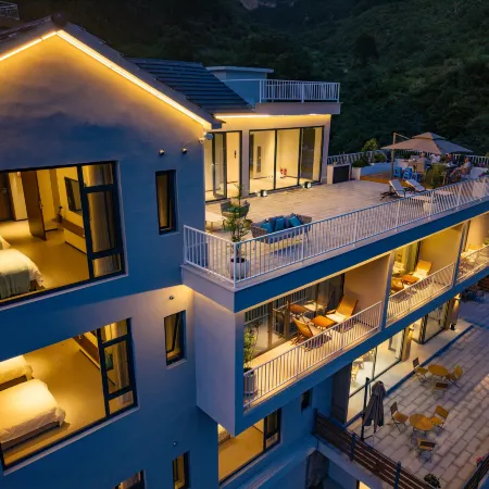 Huguan · Banshan Jian Yue Moon Hill Boutique Stay (Baquan Gorge Scenic Area)