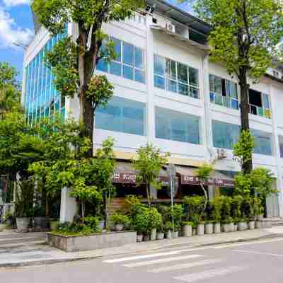 Tiffany House Residence Hotel Exterior