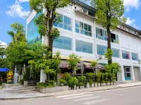 Tiffany House Residence - Condos