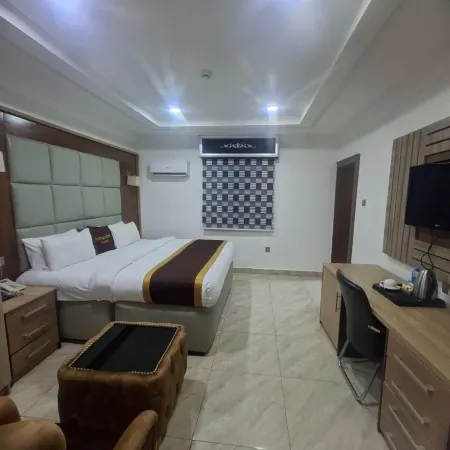 Immaculate Platinum Luxury Resorts