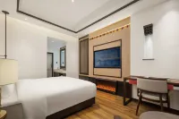 Floral · Lingjiu Mountain Hotel - Airport Shuttle
