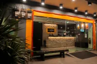 เอช โรงแรม เซอกามัต - 2 ดาว