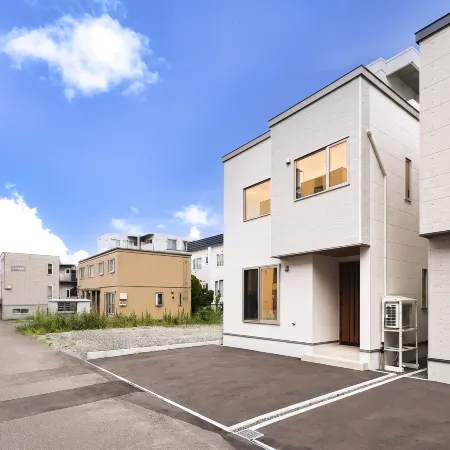 THE LORE I