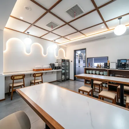 Shijiu Yueshe Hotel (Wanda Plaza)