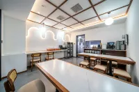 Shijiu Yueshe Hotel (Wanda Plaza) - 2 tähden