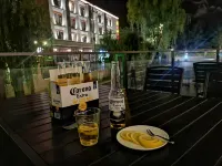 Rezen Hotel Jiuzhaigou Qianhe - بار