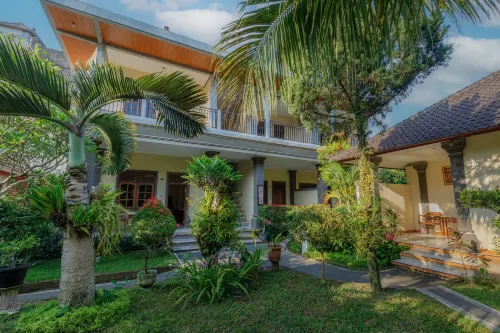 Nyuh Gading Accommodation - Frühstück