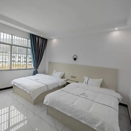Yihao Hotel