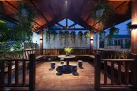 Yuntai Mountain Plain House