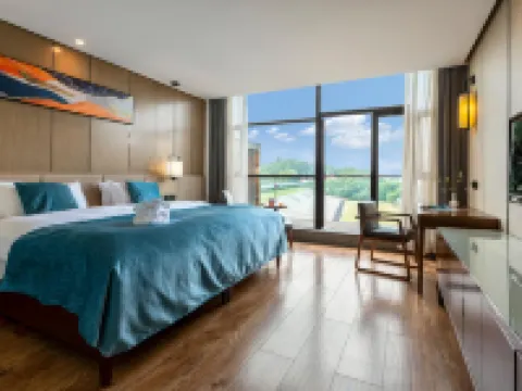 โรงแรมบ่อน้ำพุร้อนทะเลสาบเทียนมู่ คาบสมุทรหยู่หู โรงแรมใกล้พื้นที่ชมวิวทะเลสาปเทียนมุ