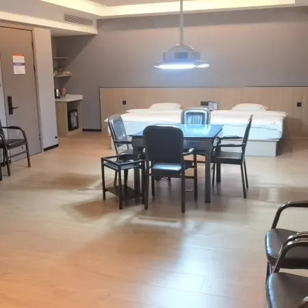 Xuanji E-sports Hotel