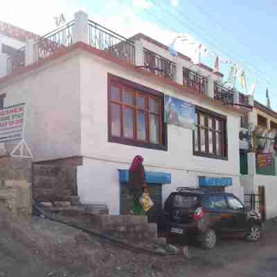 Deshek Homestay, Kibber, Spiti Hotel Exterior