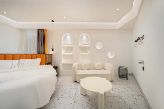 Haikou Qiyu Boutique Hotel (Tianhougong Qilou Old Street) Отели рядом с достопримечательностью «Thean Hou Temple»