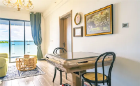 Xiangshu Vacation Apartment (Huidong Shili Silver Beach Victoria Bay)