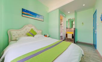 Zhuhai Romantic Full House Theme Apartment (Hengqin)