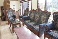 Hotel O Holy HomestayNearWisata Kopi Desa Tamansari
