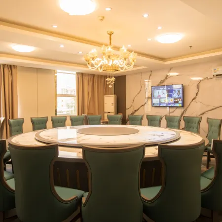 Lingzhou International Hotel