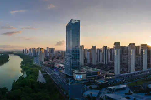 Grand Skylight International Hotel Xinfeng