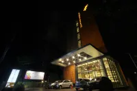 Kuretakeso Kemang Hotel Отели в г. 