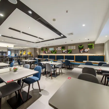 Homeinn Selected Hotel (Xinghua Yingwu Middle Road Zheng Banqiao Former Residence)